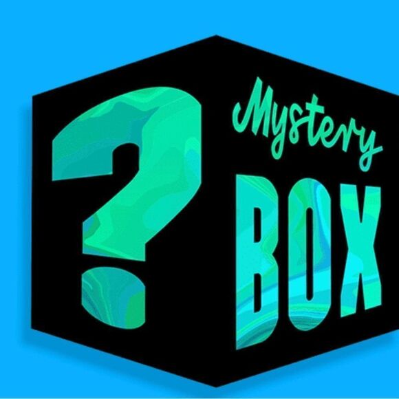 Lot/Bundle of 10 Womens Clothes - Only $2 each 🔥 - Picture 1 of 1